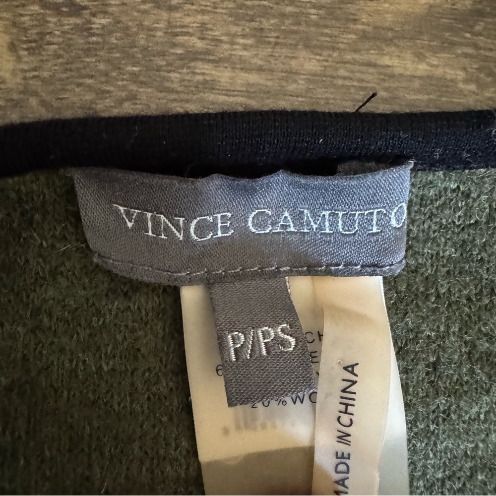 Vince Camuto Jackquard Colorblock Poncho P/PS - Picture 6 of 7